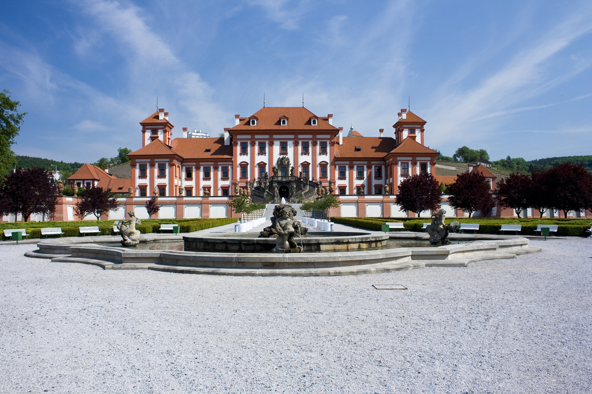 2008-06-17-215437-pamatky-praha-7
