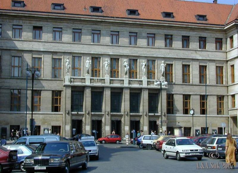 v3692_mestska-knihovna-praha